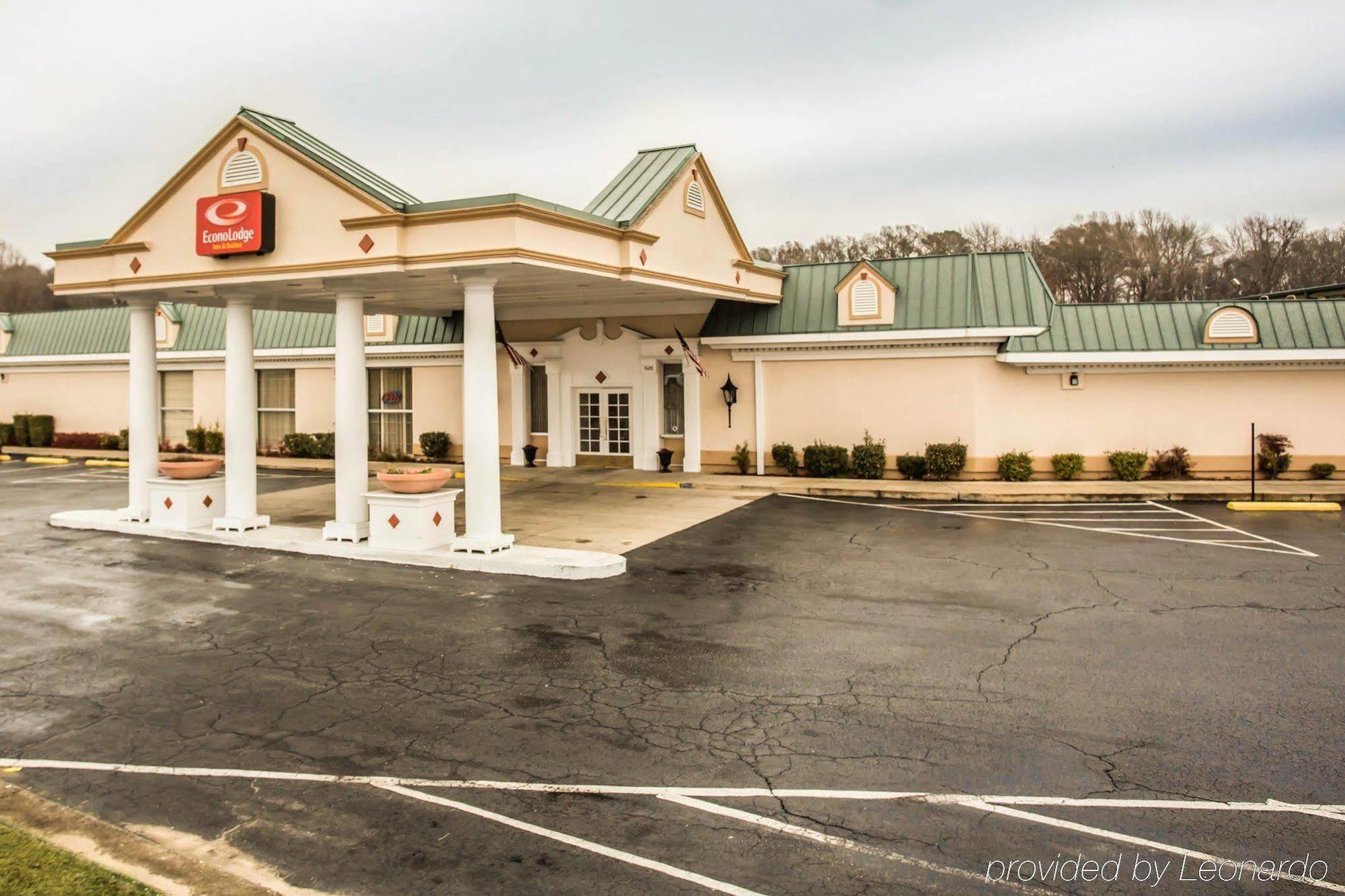 Econo Lodge Inn & Suites لومبيرتون، كارولاينا الشمالية المظهر الخارجي الصورة