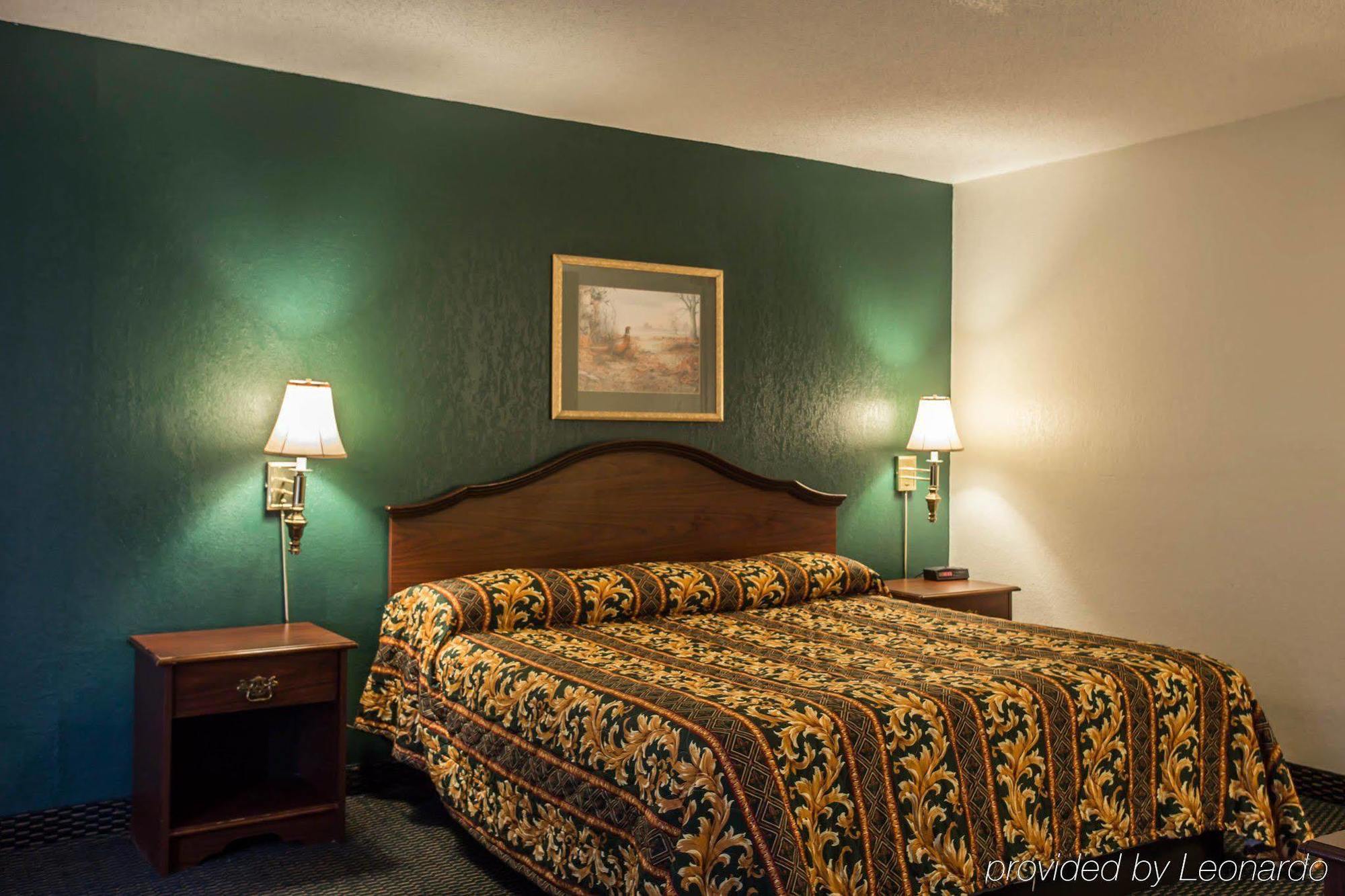 Econo Lodge Inn & Suites لومبيرتون، كارولاينا الشمالية المظهر الخارجي الصورة